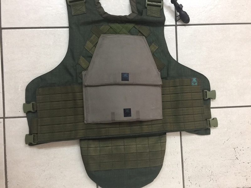 Curious as to what patches y'all run on your plate carriers : r/tacticalgear