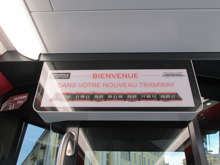 tram1115.jpg